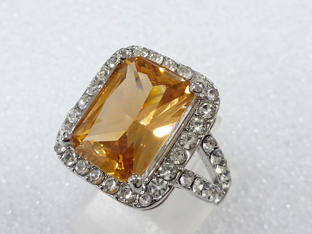 Japanese Kimono / Antique Accessories Metal